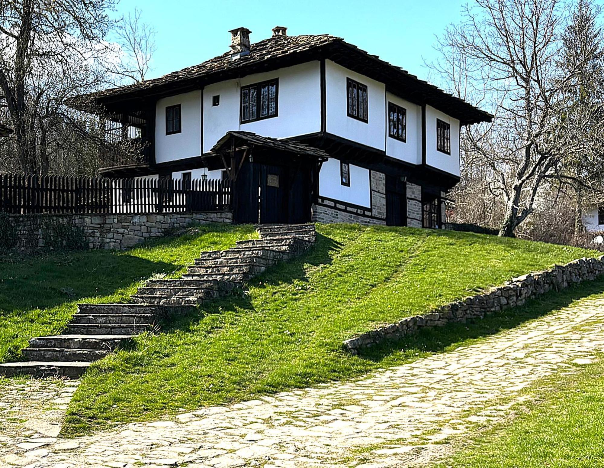 Къща за гости Иван Карадимитров Боженците Экстерьер фото